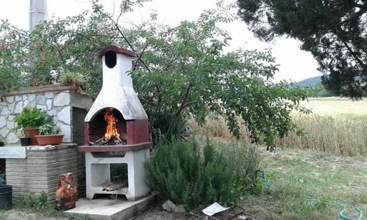 Monolocale Stiacce Apartman Saturnia Kültér fotó