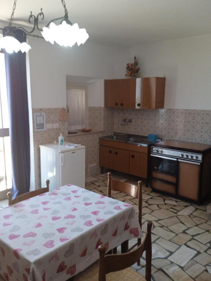Monolocale Stiacce Apartman Saturnia Kültér fotó